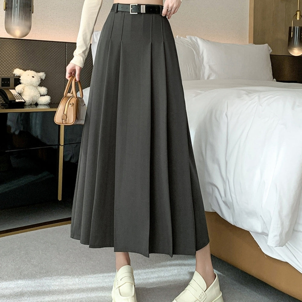 プリーツロングスカート