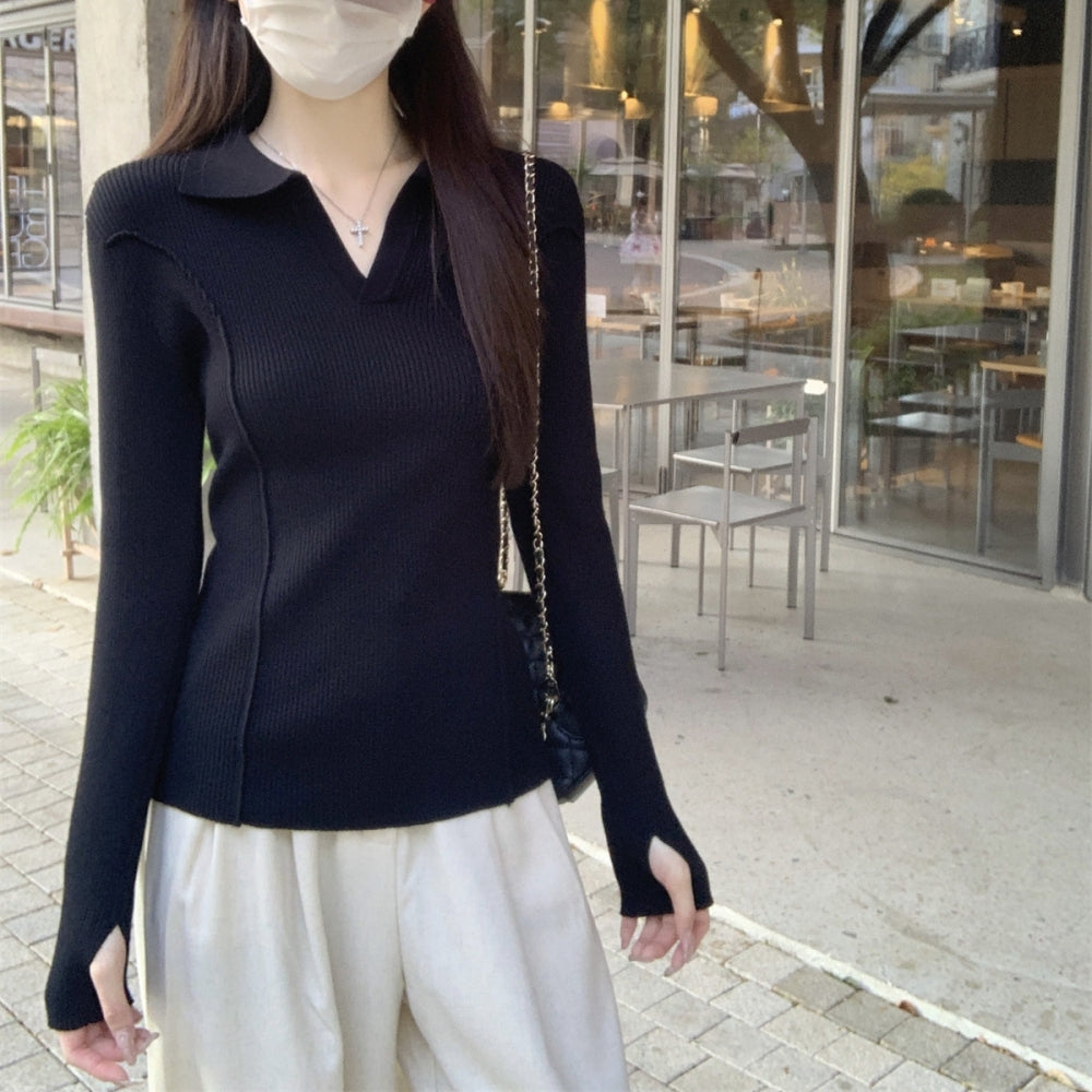 襟付きスリットネックニットトップス