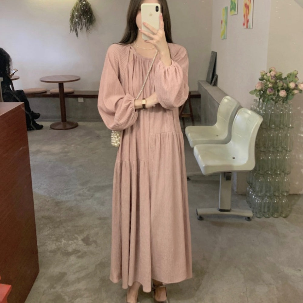 プリーツ加工長袖ワンピース