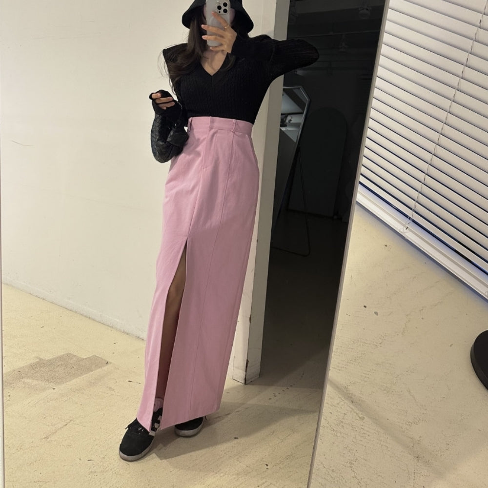 深スリット入りハイウエストスカート