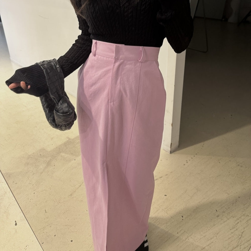 深スリット入りハイウエストスカート