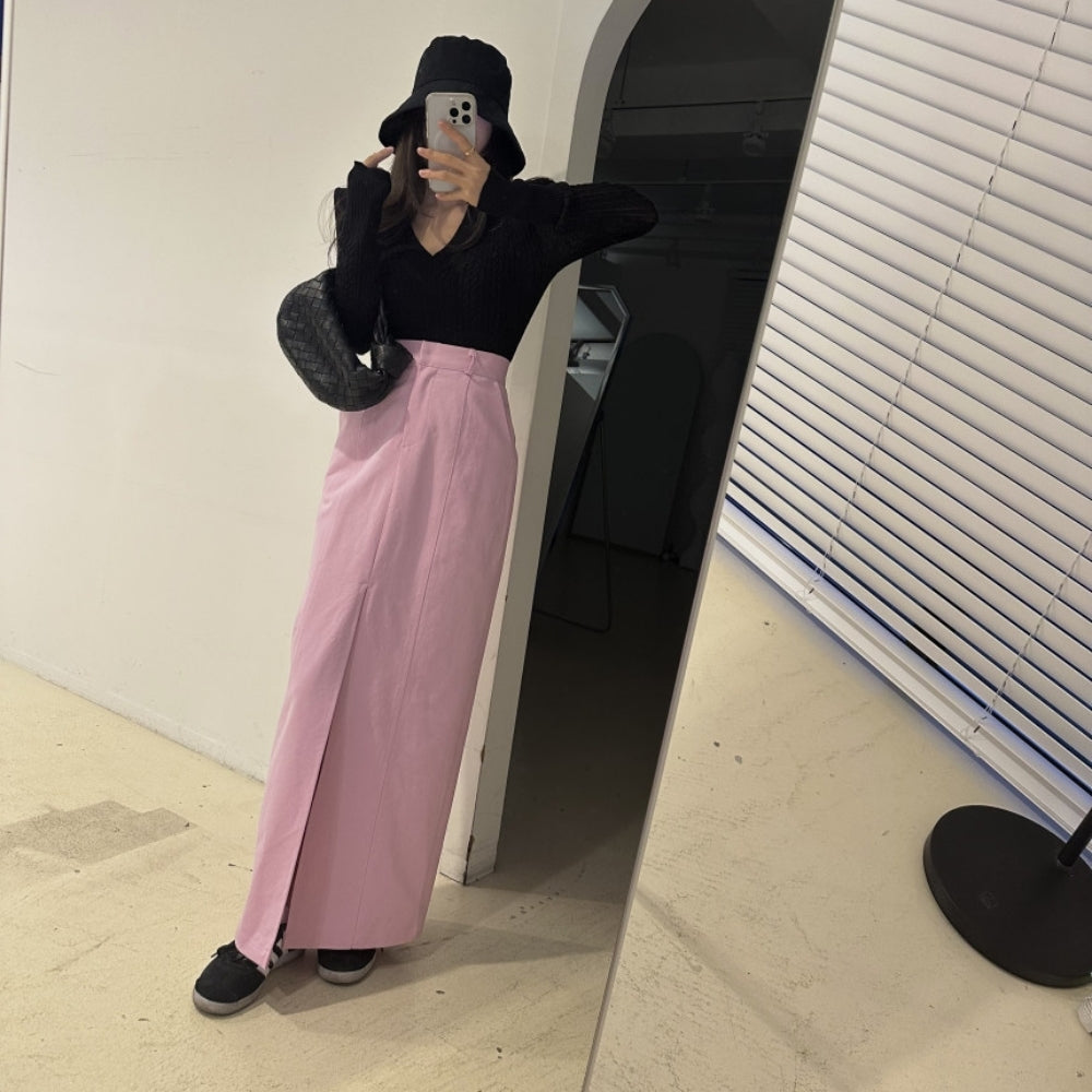 深スリット入りハイウエストスカート