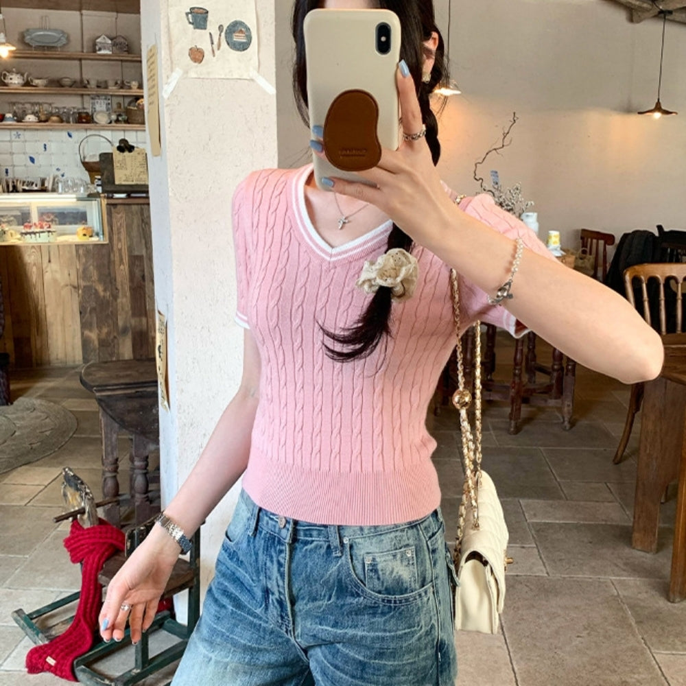 Vネックケーブル半袖ニットトップス