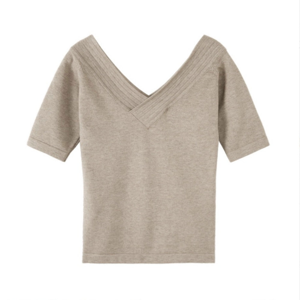 オフショル風Vネックニットソートップス