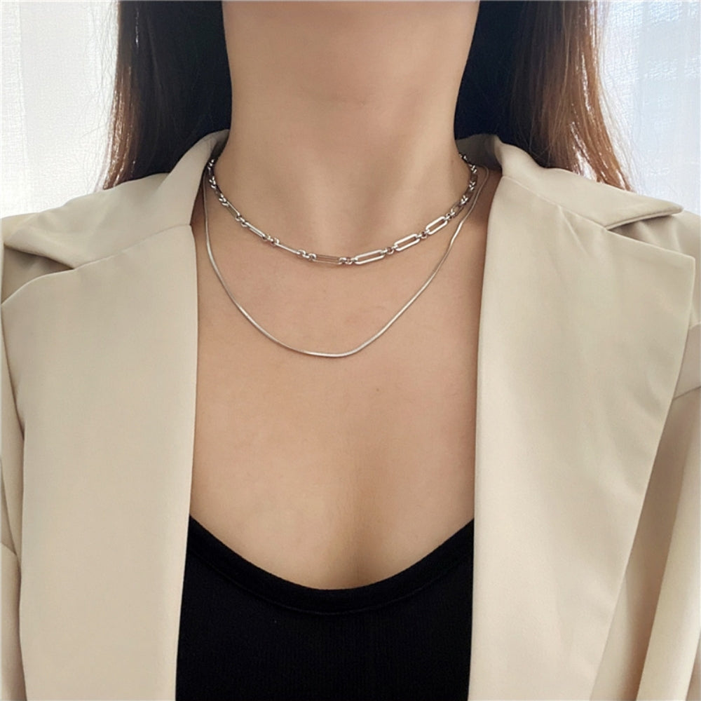 ダブルチェーンネックレス