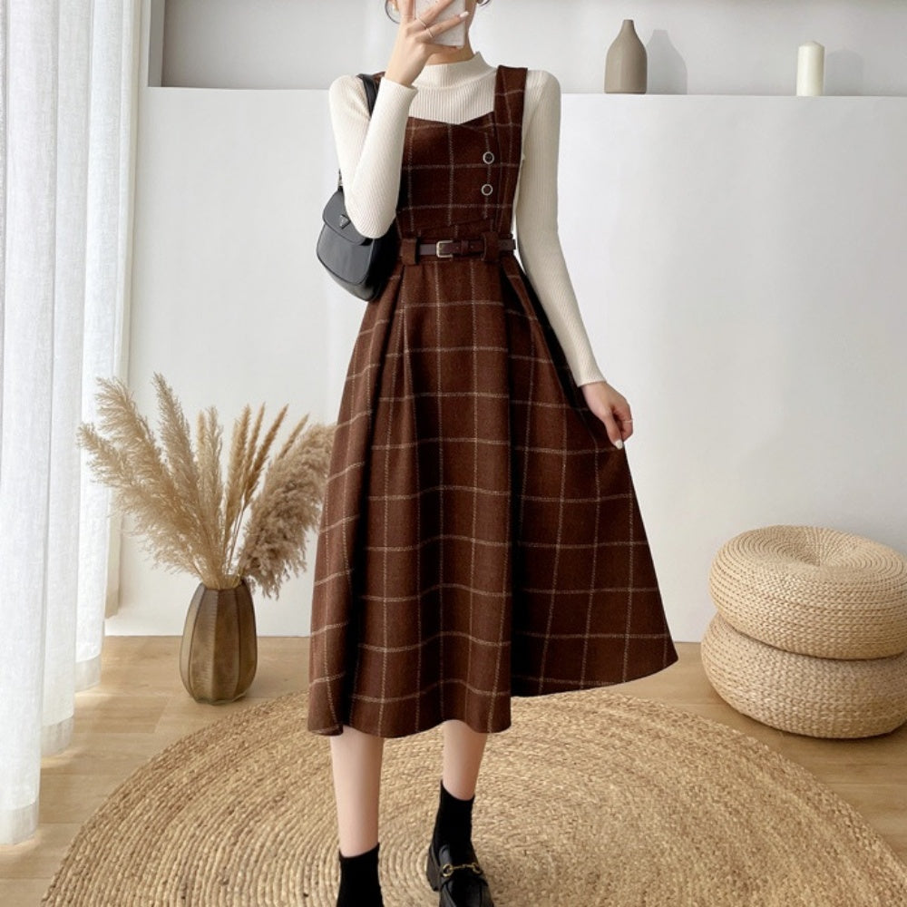 ベルト付きチェックジャンパースカート