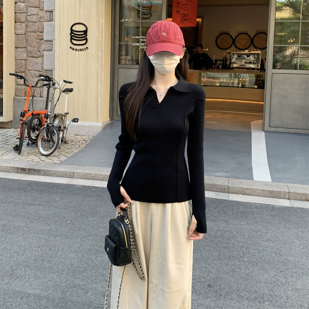 襟付きスリットネックニットトップス