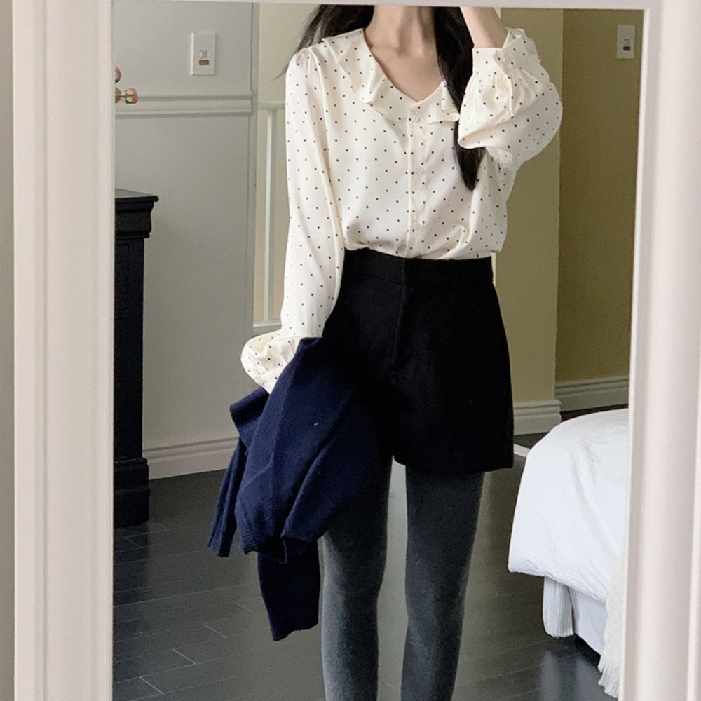 マイクロドットフリルネックサテンブラウス