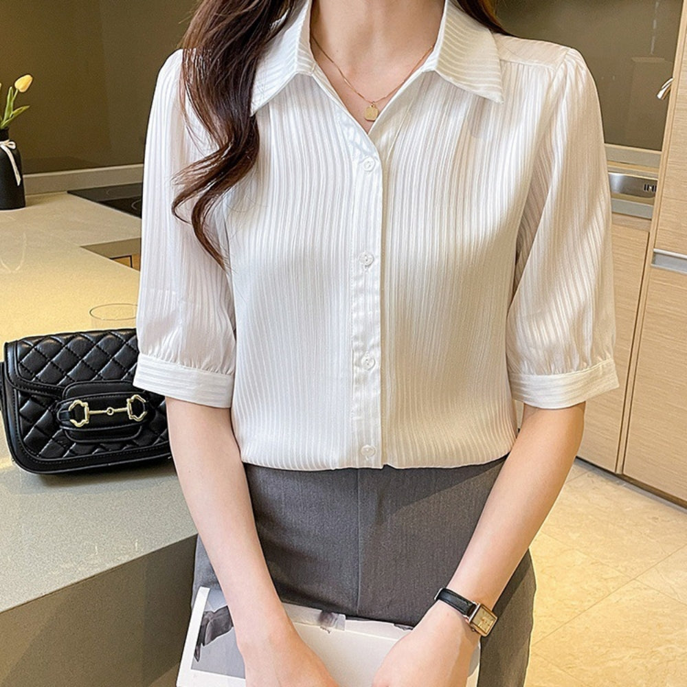 白ストライプミッドスリーブシャツ
