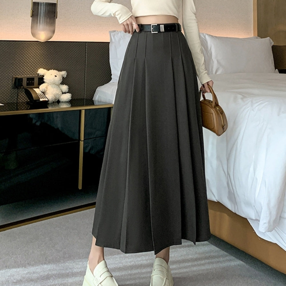 プリーツロングスカート