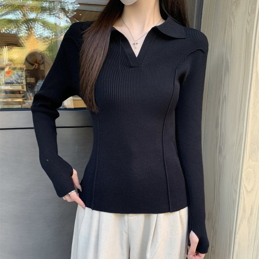 襟付きスリットネックニットトップス
