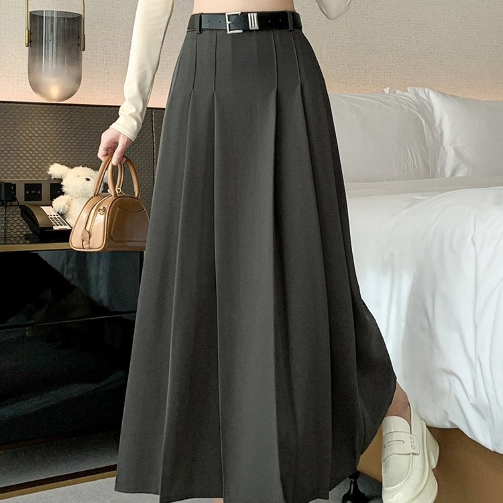 プリーツロングスカート