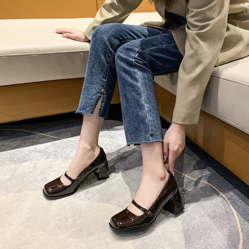 アッパーストラップスクエアトゥパンプス|オフィスカジュアル レディース 通販【ミレジェネ】