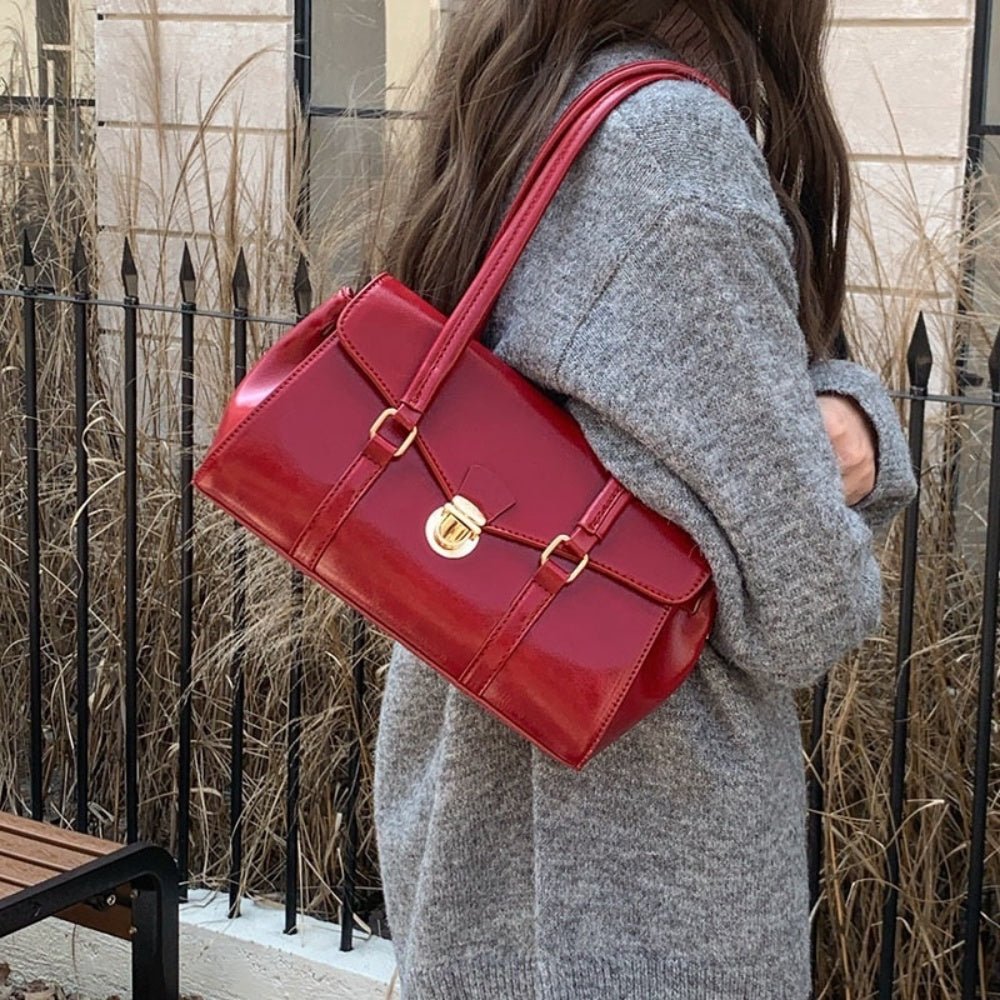 金具付き横長フラップバッグ|オフィスカジュアル レディース 通販【ミレジェネ】