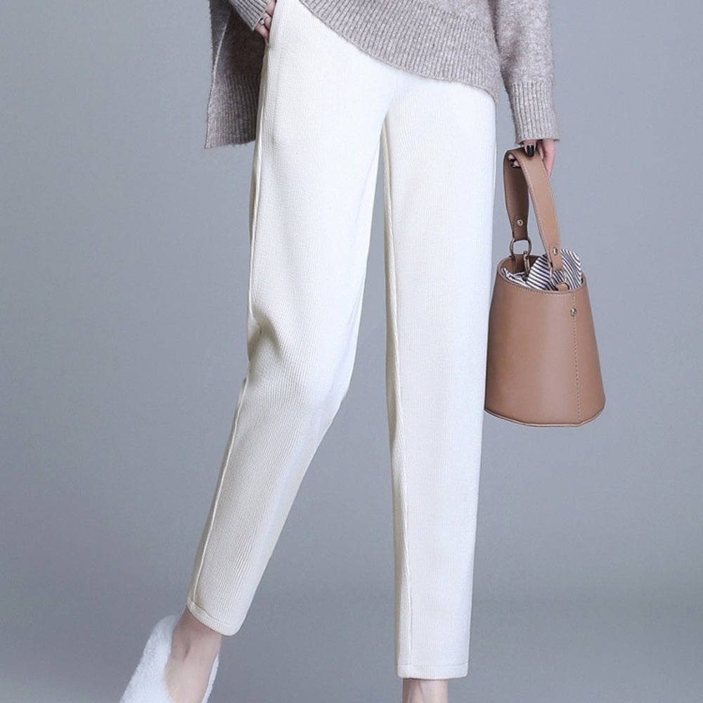 コーデュロイストレッチテーパードパンツ|オフィスカジュアル レディース 通販【ミレジェネ】