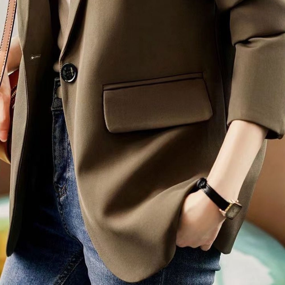 後ろスリットテーラードジャケット|オフィスカジュアル レディース 通販【ミレジェネ】