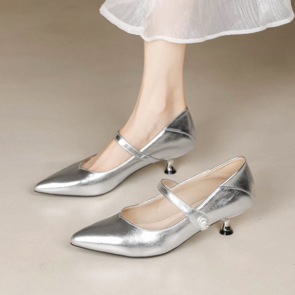 パール付きポインテッドトゥストラップパンプス|オフィスカジュアル レディース 通販【ミレジェネ】