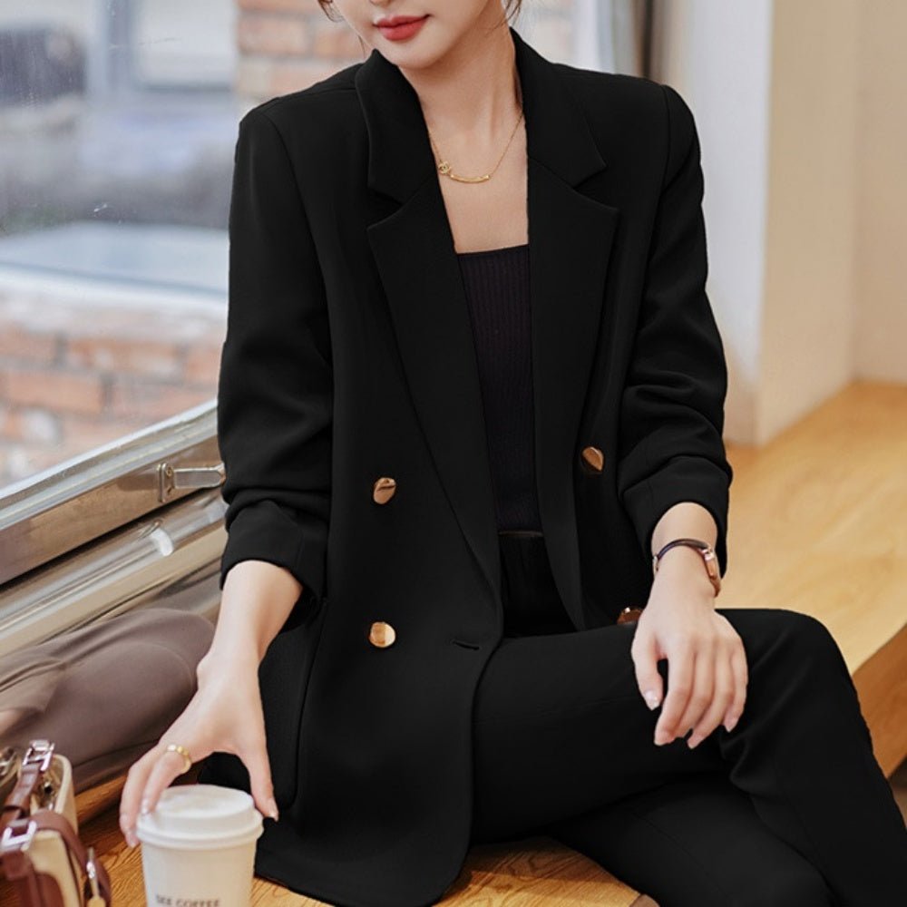 オフィスカジュアル 秋 センターラインテーパードパンツ ミレジェネ