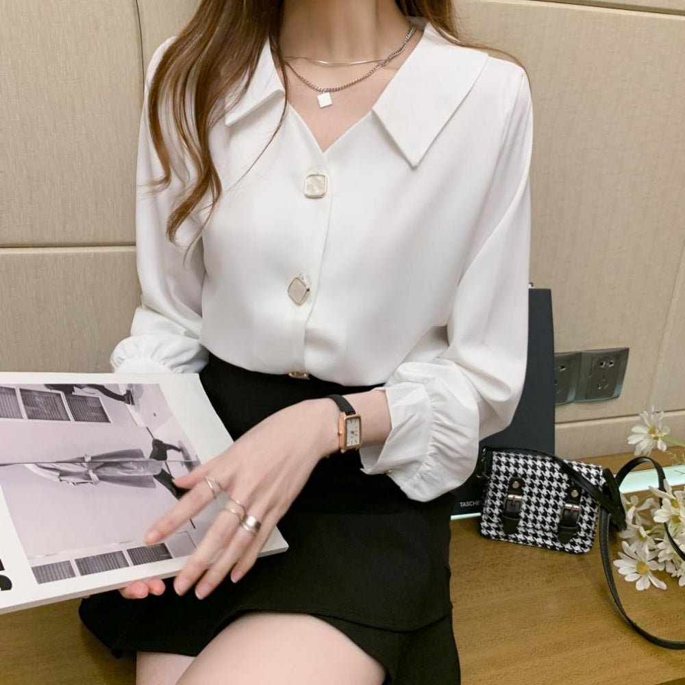 装飾ボタンスキッパーブラウス|オフィスカジュアル レディース 通販 Millennial Generation【ミレジェネ】