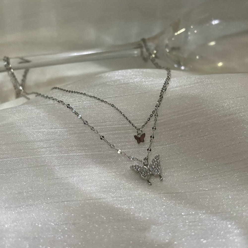 バタフライモチーフダブルネックレス|オフィスカジュアル レディース 通販【ミレジェネ】