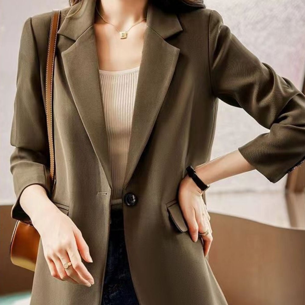 後ろスリットテーラードジャケット|オフィスカジュアル レディース 通販【ミレジェネ】