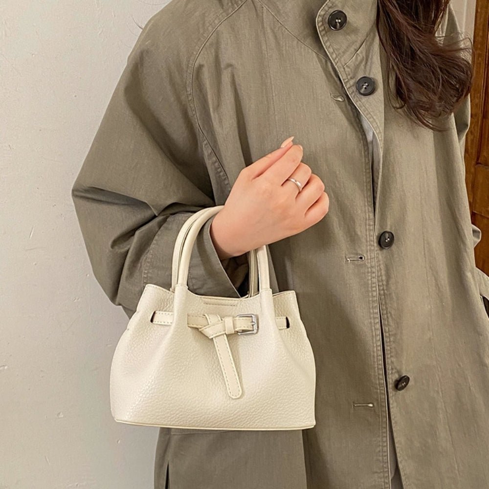 フロントベルトアクセントショルダーバッグ|オフィスカジュアル レディース 通販【ミレジェネ】