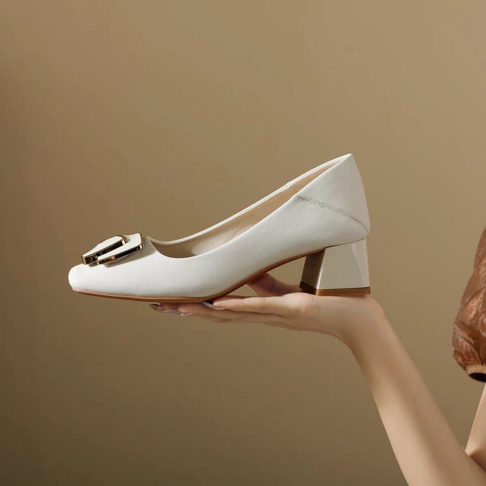 モチーフ付きチャンキーヒールパンプス|オフィスカジュアル レディース 通販【ミレジェネ】