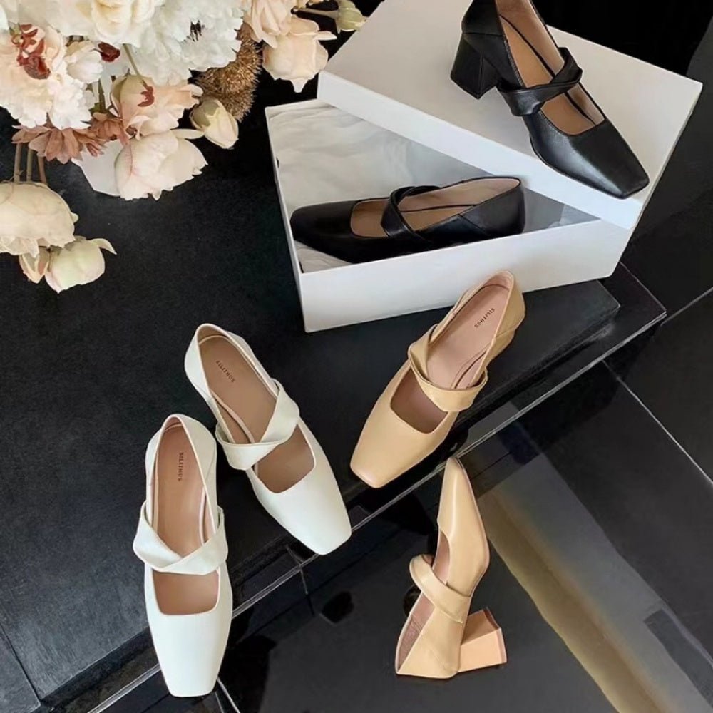 アッパーツイストストラップスクエアトゥパンプス|オフィスカジュアル レディース 通販【ミレジェネ】