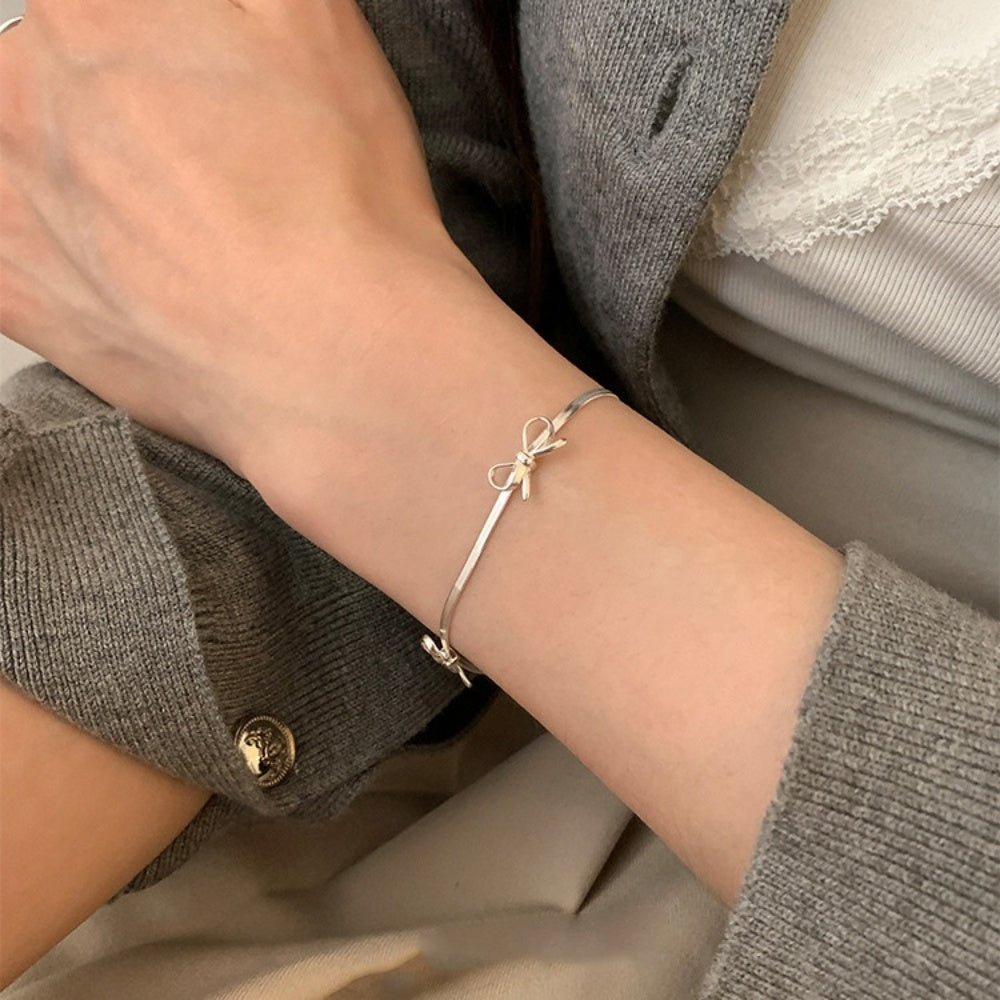 リボンモチーフブレスレット|オフィスカジュアル レディース 通販【ミレジェネ】