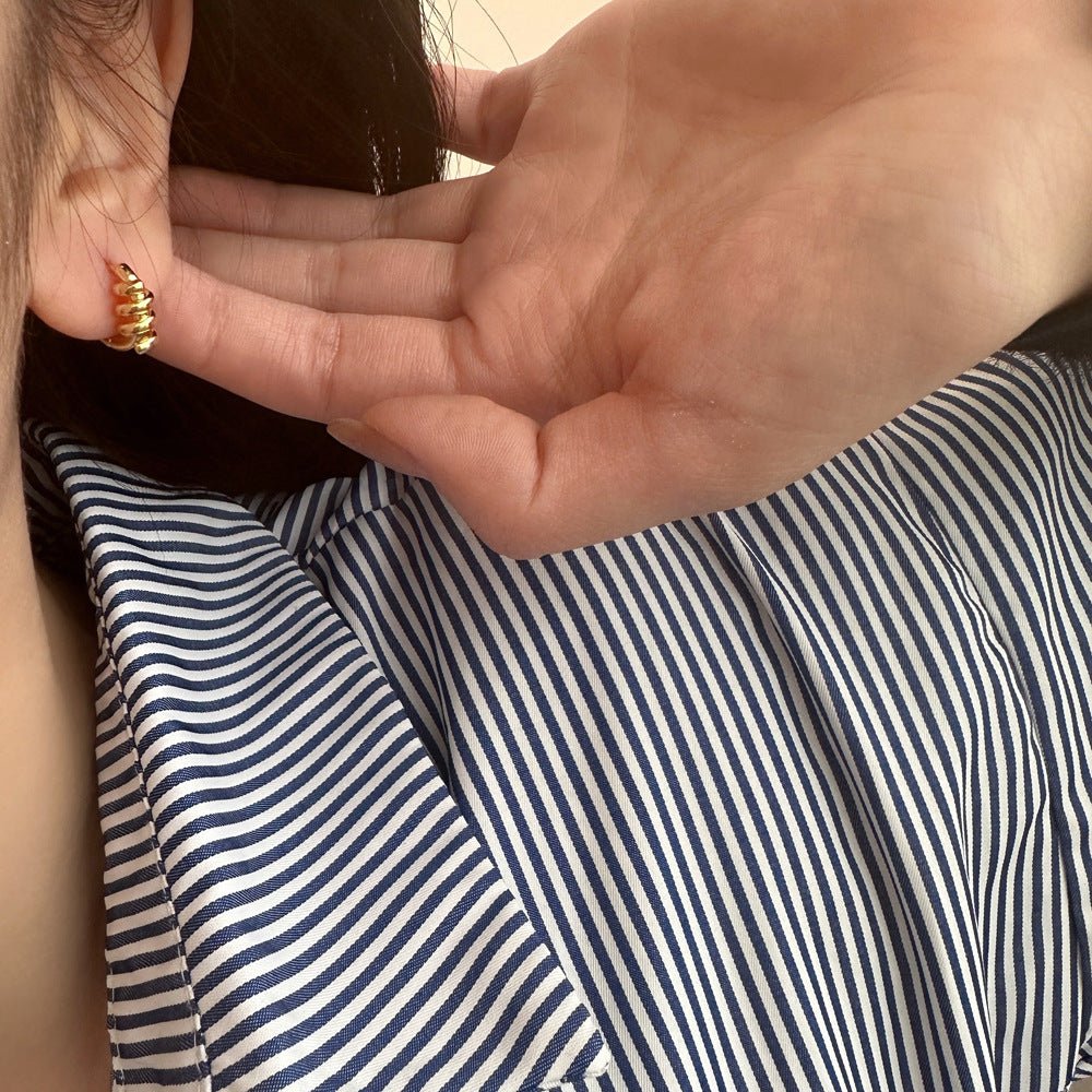 スパイラルモチーフピアス|オフィスカジュアル レディース 通販【ミレジェネ】