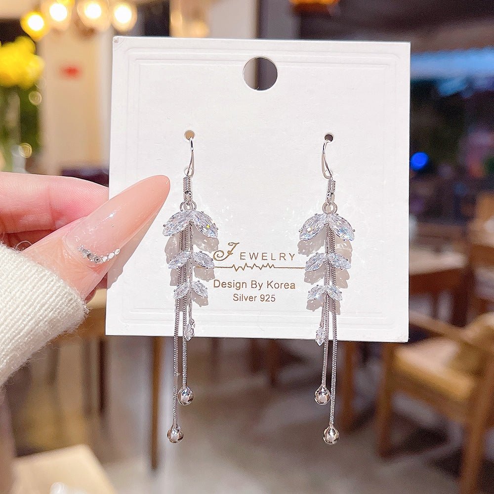 リーフドロップフリンジピアス|オフィスカジュアル レディース 通販【ミレジェネ】