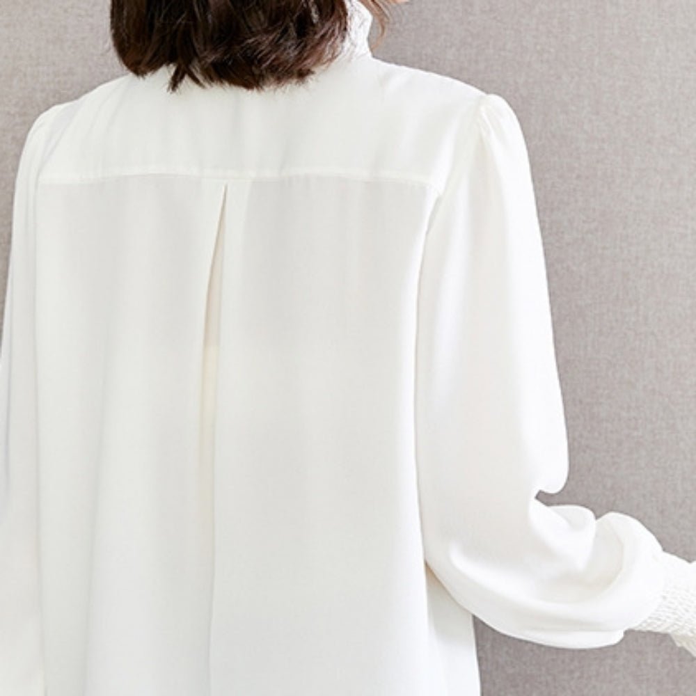 スタンドフリルカラーブラウス|オフィスカジュアル レディース 通販【ミレジェネ】