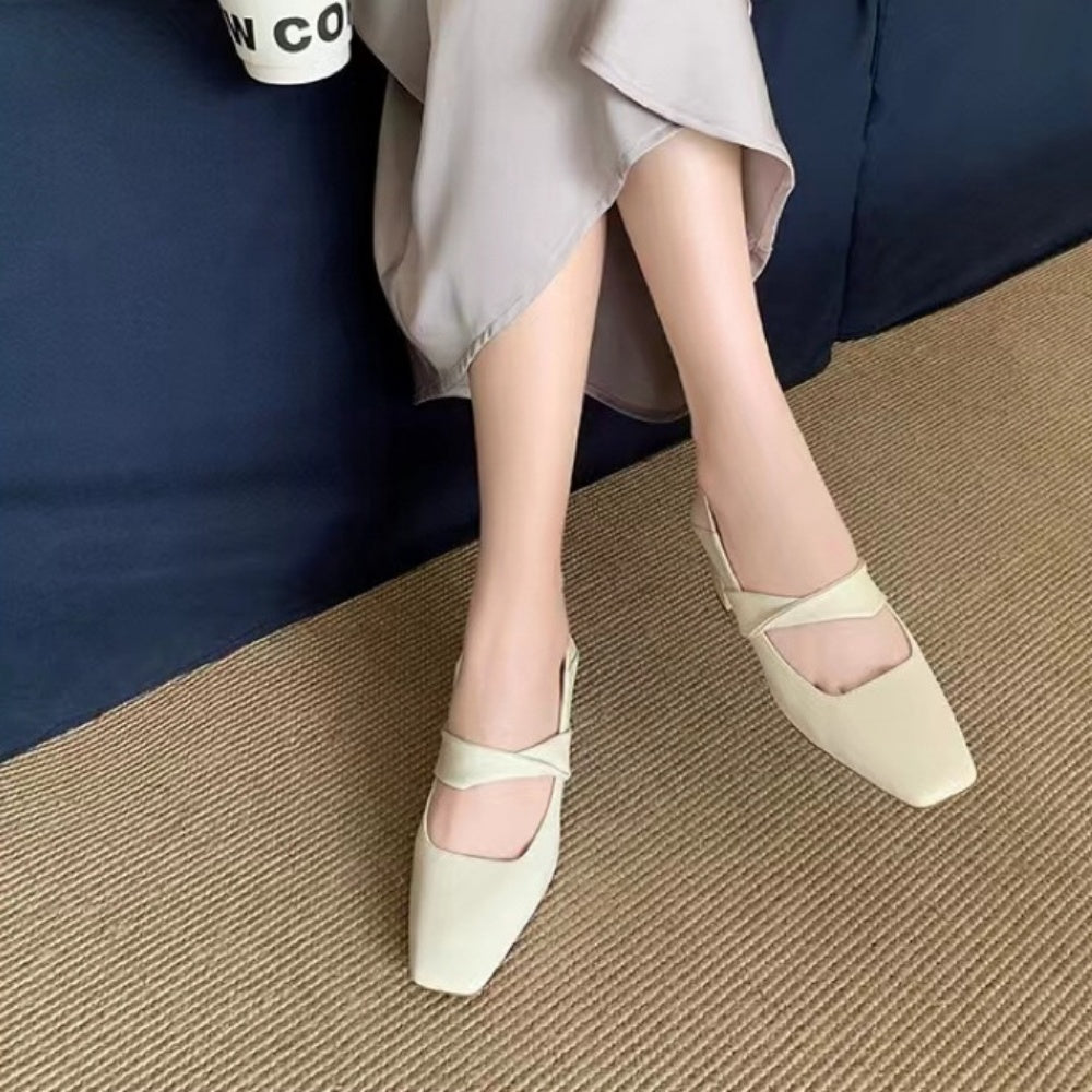 アッパーツイストストラップスクエアトゥパンプス|オフィスカジュアル レディース 通販【ミレジェネ】