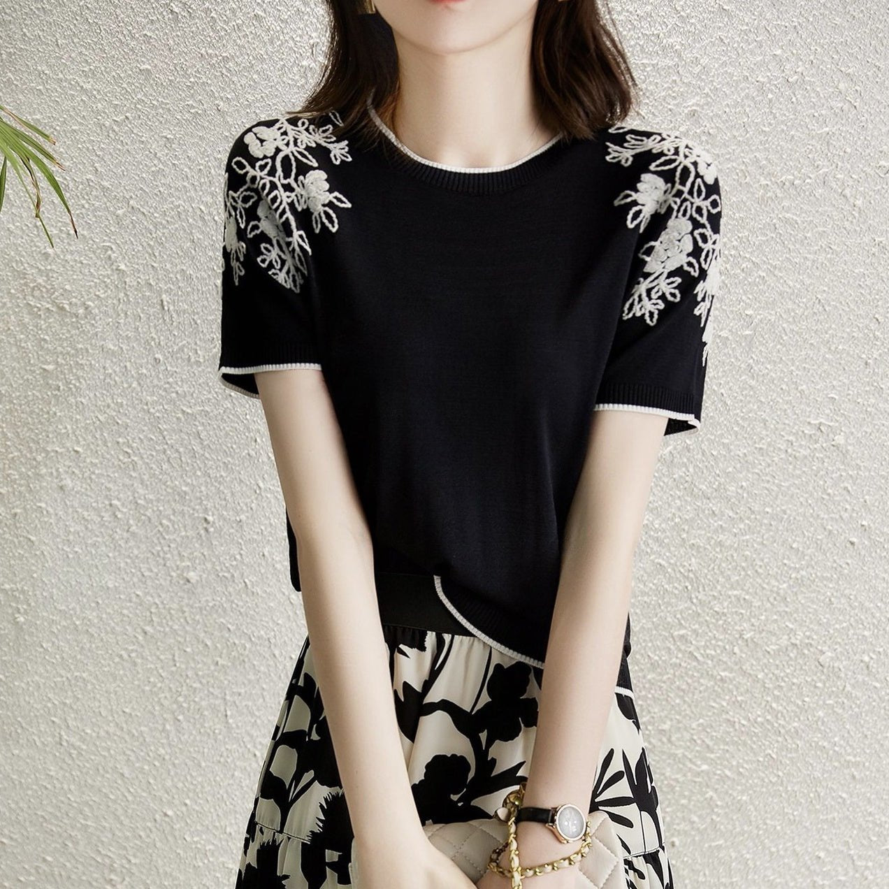 ショルダー刺繍バイカラー半袖トップス|オフィスカジュアル レディース 通販【ミレジェネ】