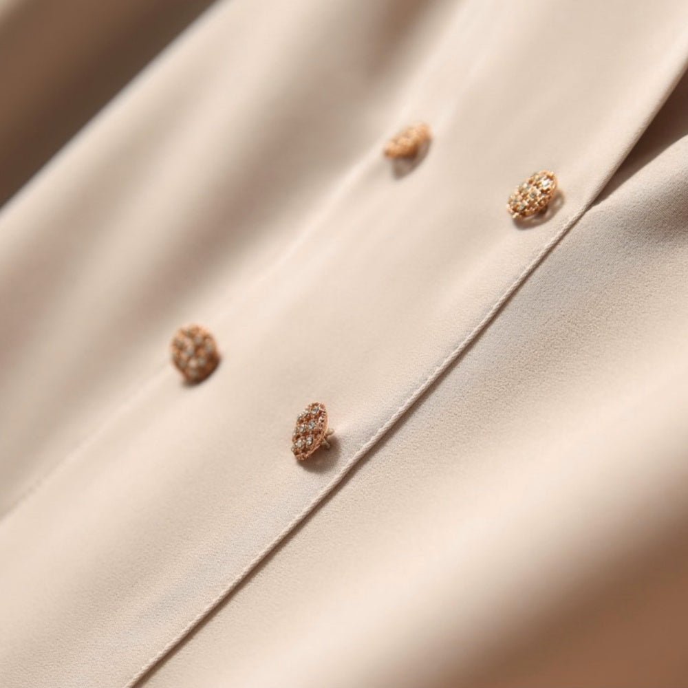 装飾付ショールカラーブラウス|オフィスカジュアル レディース 通販【ミレジェネ】