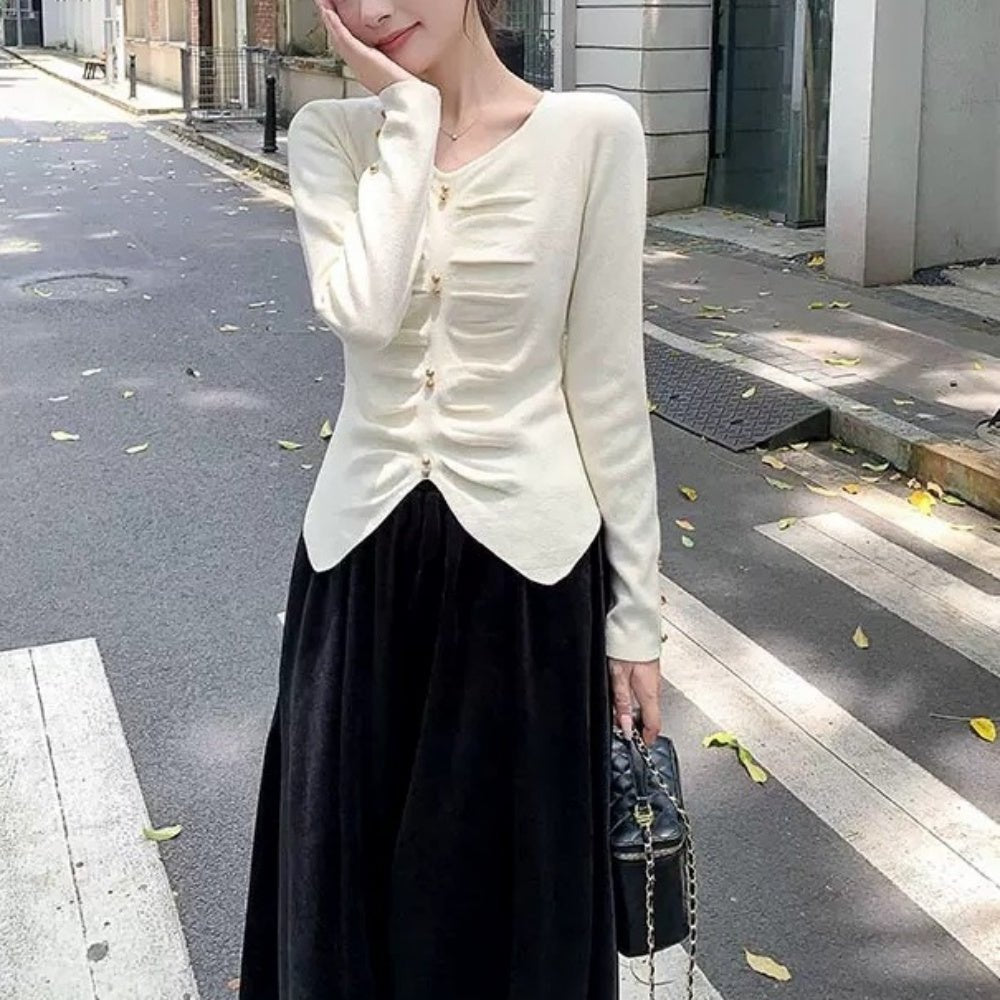 ゴールドボタンハートネックニットトップス|オフィスカジュアル レディース 通販【ミレジェネ】