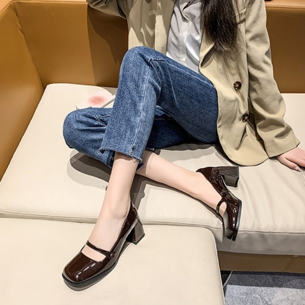 アッパーストラップスクエアトゥパンプス|オフィスカジュアル レディース 通販【ミレジェネ】