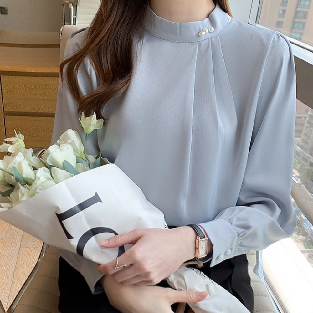 スタンドカラ―パールブラウス|オフィスカジュアル レディース 通販【ミレジェネ】