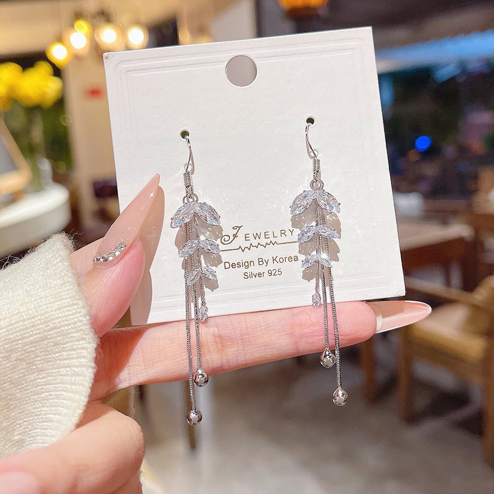 リーフドロップフリンジピアス|オフィスカジュアル レディース 通販【ミレジェネ】