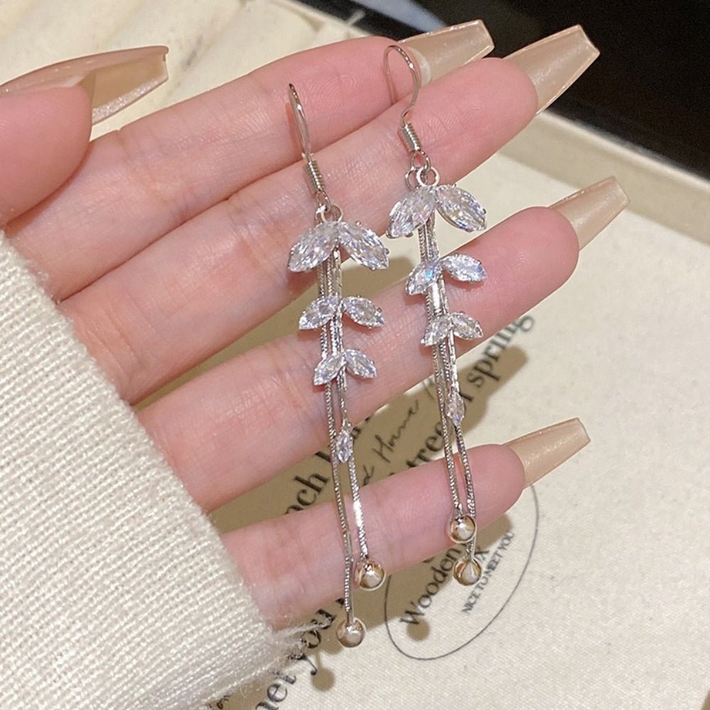 リーフドロップフリンジピアス|オフィスカジュアル レディース 通販【ミレジェネ】