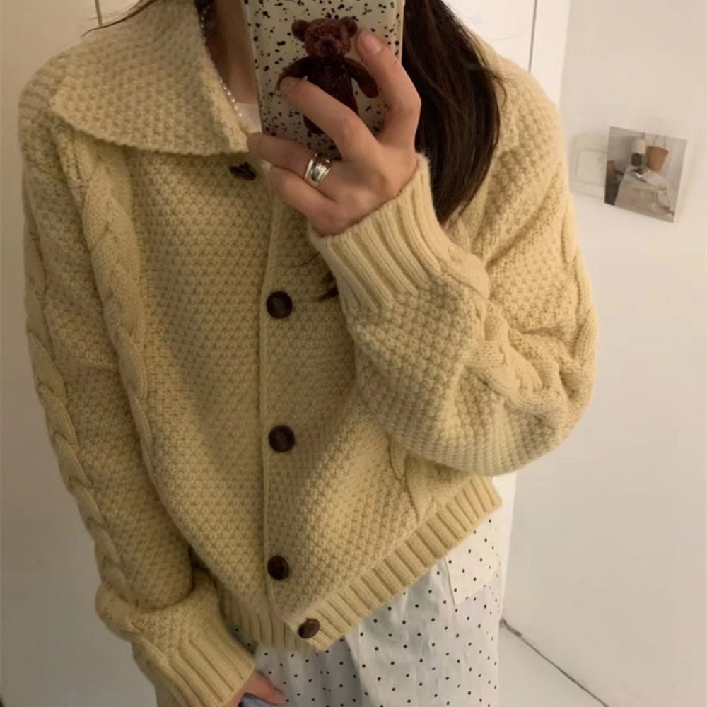 襟付きケーブルニットカーディガン|オフィスカジュアル レディース 通販【ミレジェネ】