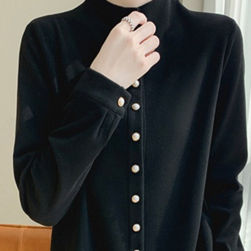 パールボタンボトルネックトップス|オフィスカジュアル レディース 通販【ミレジェネ】