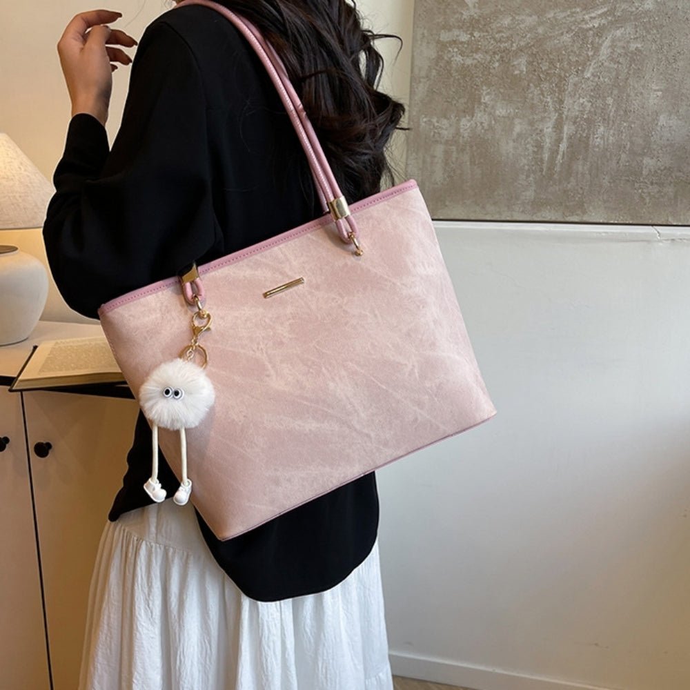 チャーム付きスクエアショルダーバッグ|オフィスカジュアル レディース 通販【ミレジェネ】