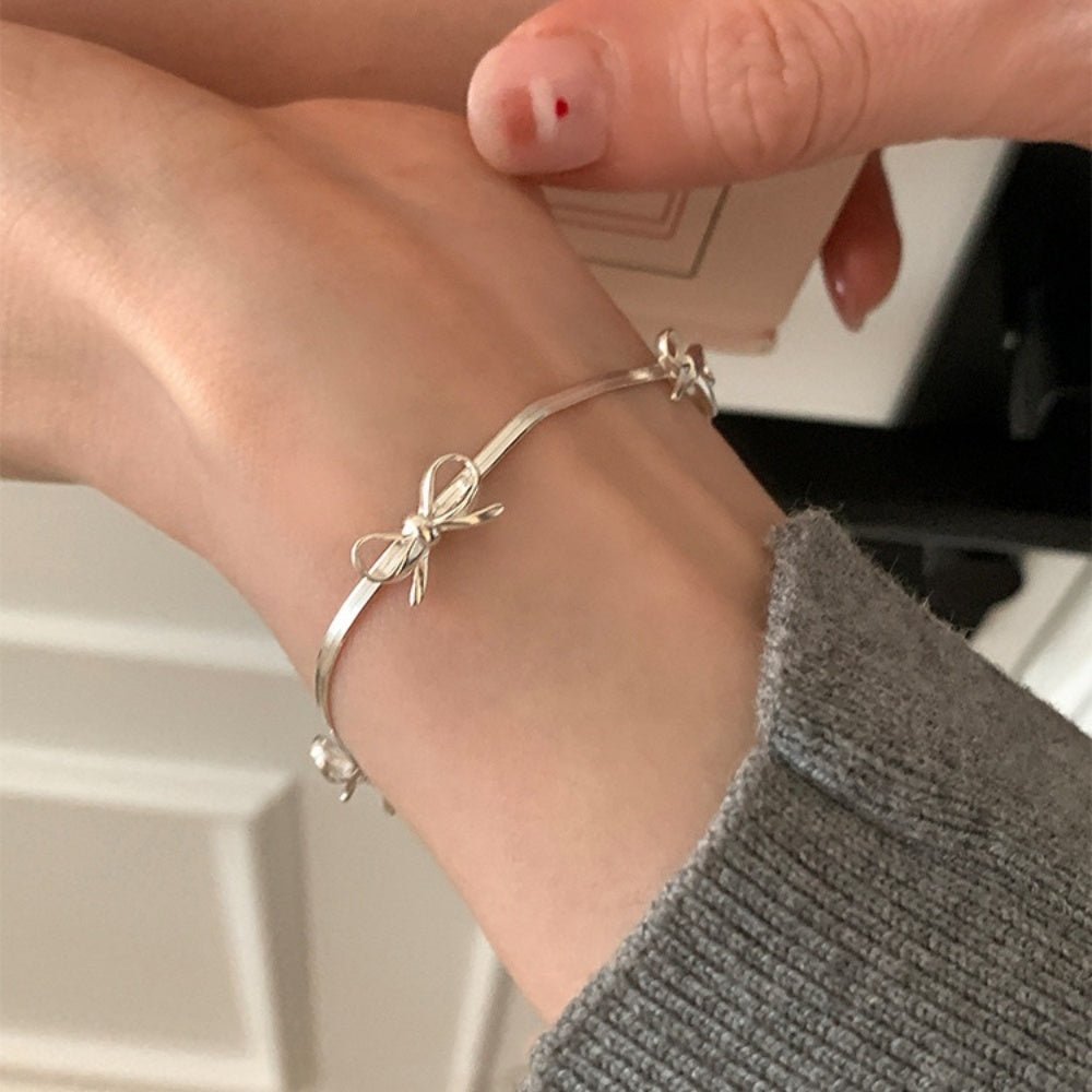 リボンモチーフブレスレット|オフィスカジュアル レディース 通販【ミレジェネ】