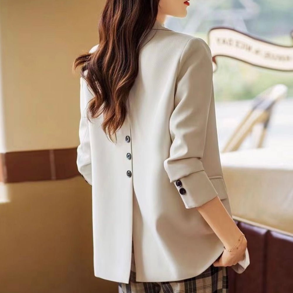 後ろスリットテーラードジャケット|オフィスカジュアル レディース 通販【ミレジェネ】