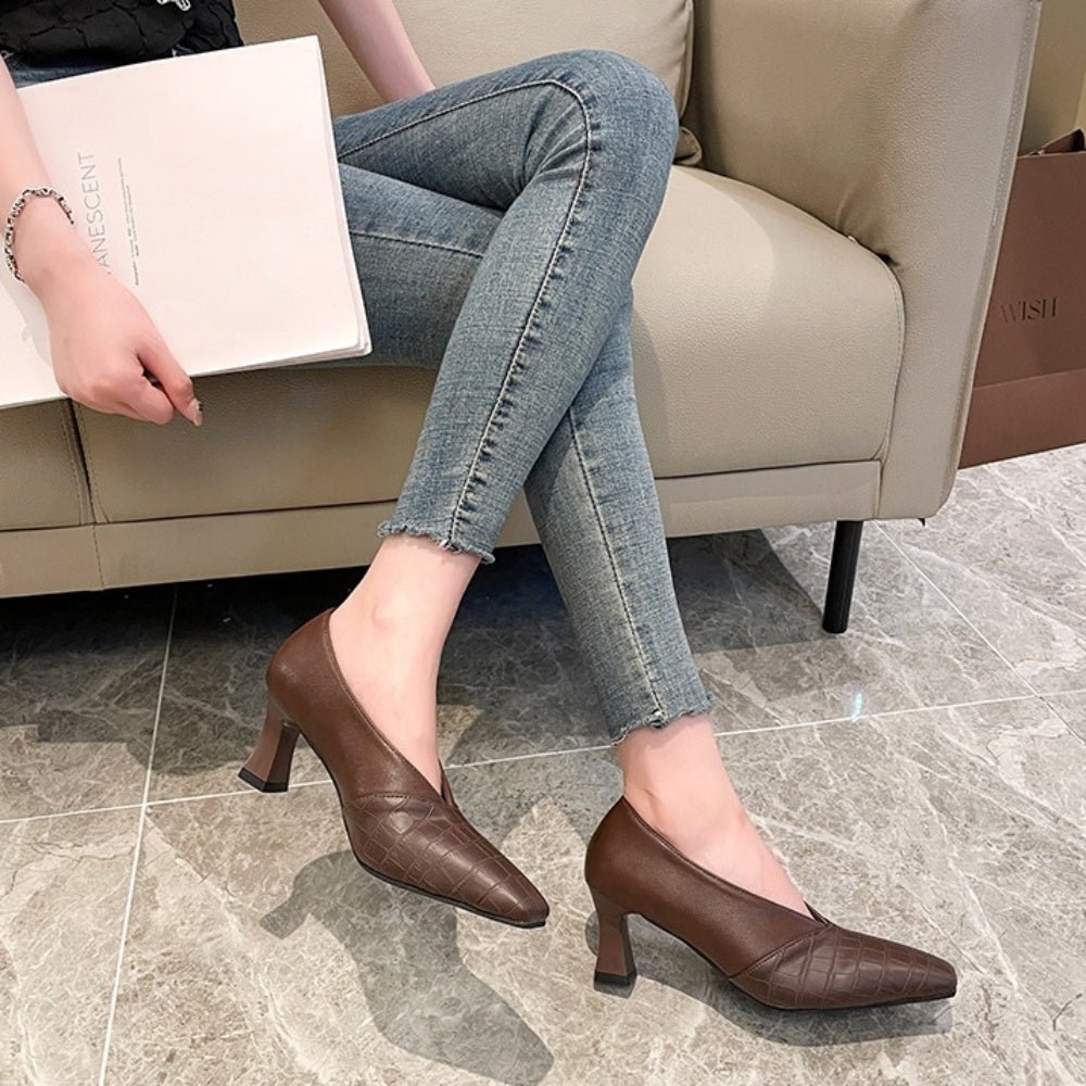 切り替えデザインヒールパンプス|オフィスカジュアル レディース 通販【ミレジェネ】