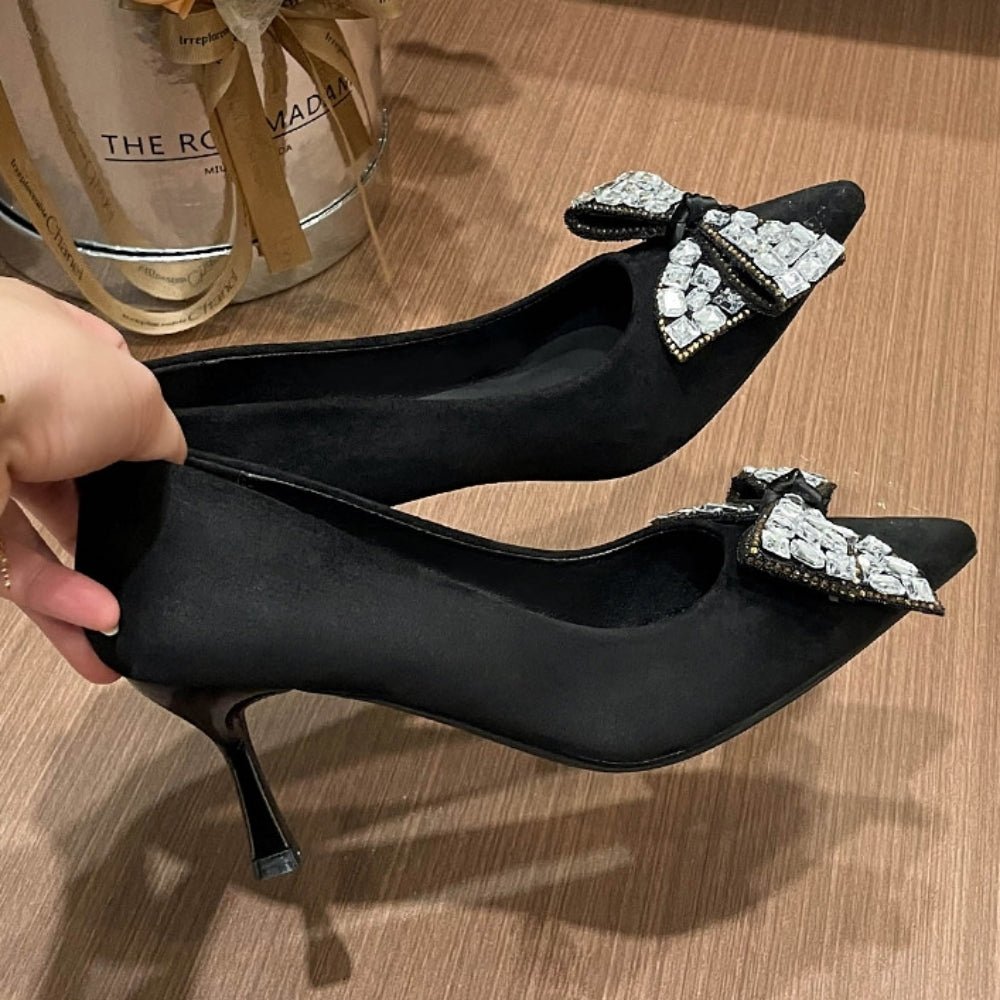 ビジューリボン付きパンプス|オフィスカジュアル レディース 通販【ミレジェネ】