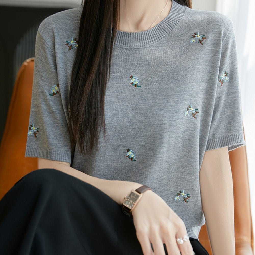 花柄刺繍ニットトップス|オフィスカジュアル レディース 通販【ミレジェネ】