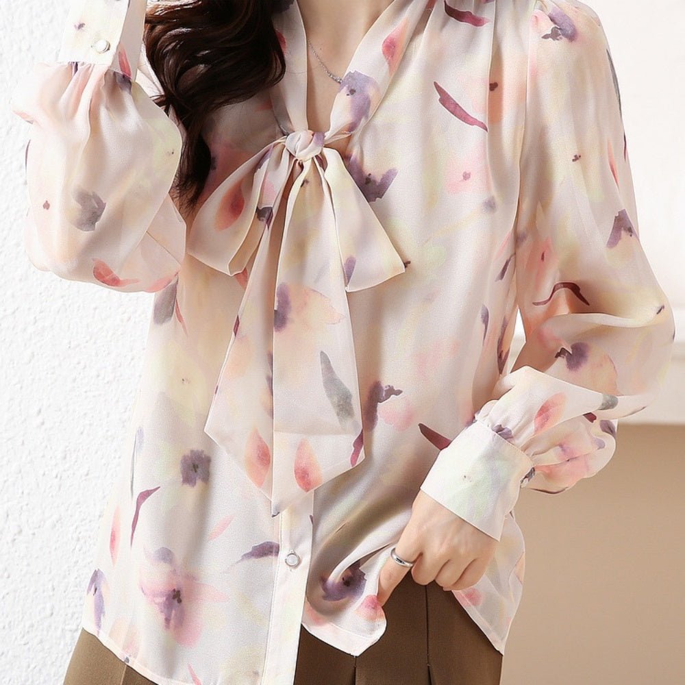 水彩花柄リボンブラウス|オフィスカジュアル レディース 通販【ミレジェネ】