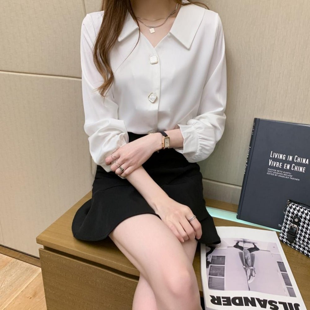 装飾ボタンスキッパーブラウス|オフィスカジュアル レディース 通販 Millennial Generation【ミレジェネ】
